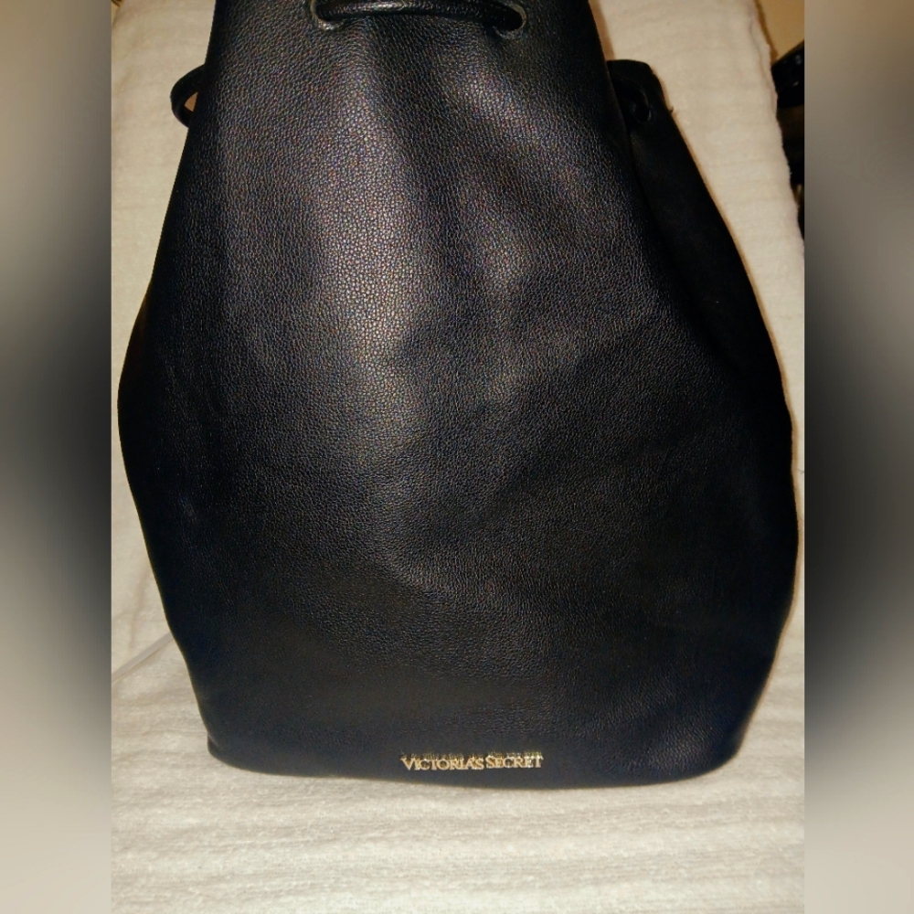 Vs leather backpack